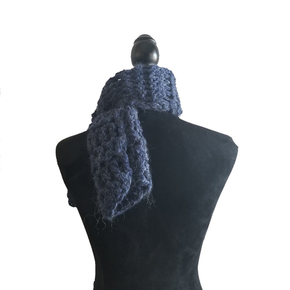 Classic Crochet Alpaca Wool Neck Wrap - Picture 3 of 3